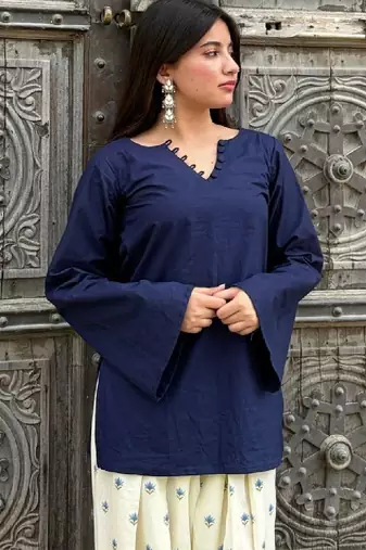 Women bell sleeves handloom kurta