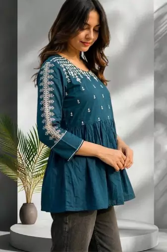 Women ethnic motifs embroidered thread work kurta