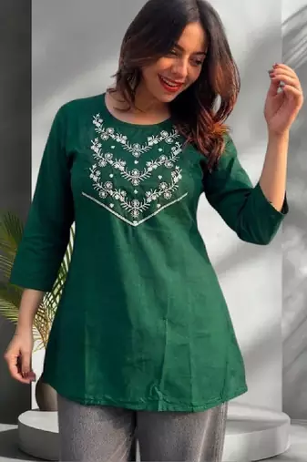 Women embroidered thread work kurta