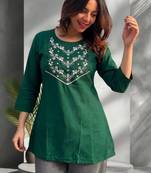 Women embroidered thread work kurta