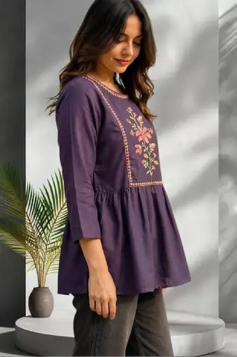 Women floral embroidered thread work floral anarkali kurta