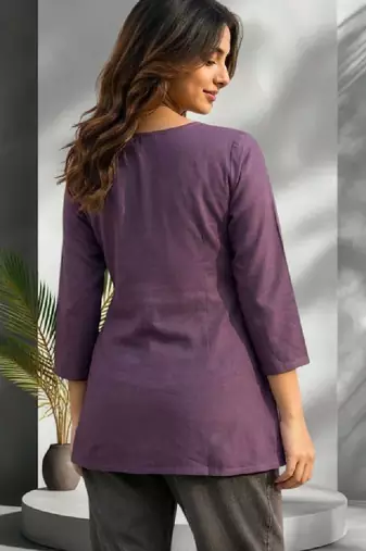 Women floral embroidered thread work floral anarkali kurta