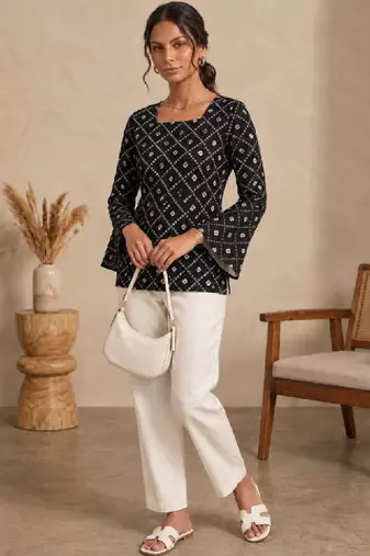 Women ethnic motifs printed bell sleeves kurta