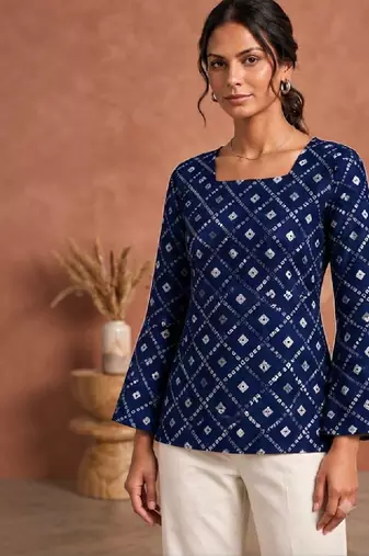 Women ethnic motifs printed flared sleeves kurta
