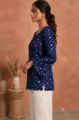 Women ethnic motifs printed flared sleeves kurta