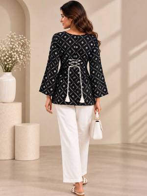 Women bandhani printed flared sleeves kurta 2