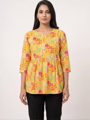 Women floral printed floral kurta 1