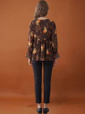 Women floral printed flared sleeves floral georgette kurta 4