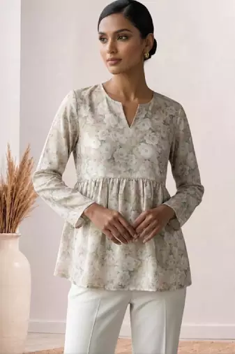 Women floral printed floral georgette kurta