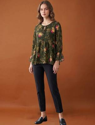 Women floral printed flared sleeves floral georgette kurta 1