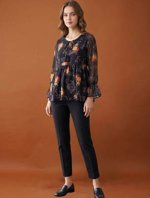 Women floral printed flared sleeves floral georgette kurta 1