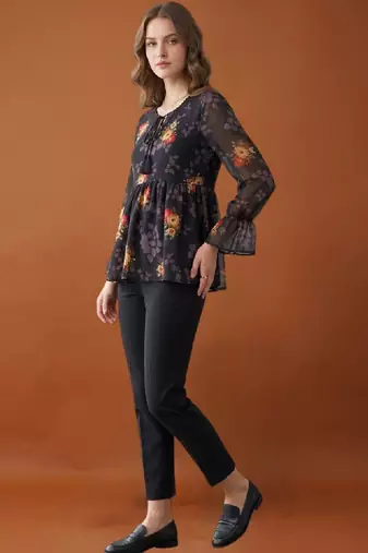 Women floral printed flared sleeves floral georgette kurta
