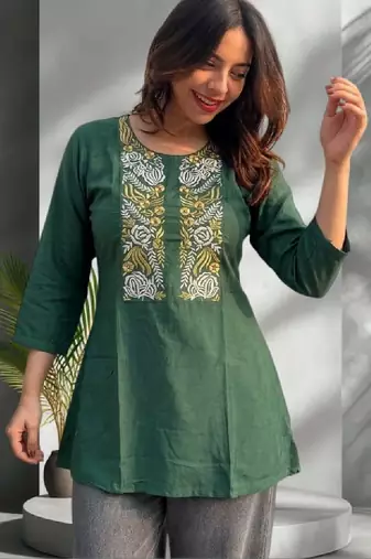 Women floral embroidered thread work floral kurta