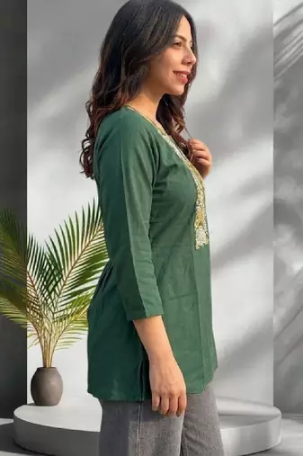 Women floral embroidered thread work floral kurta