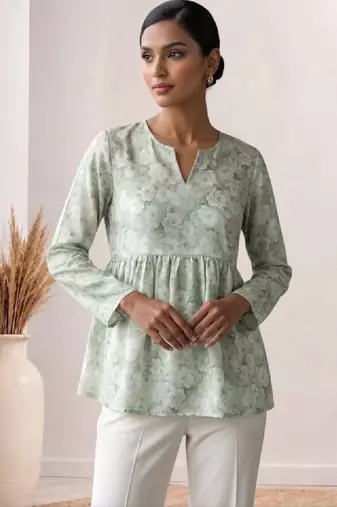 Women floral printed floral georgette kurta