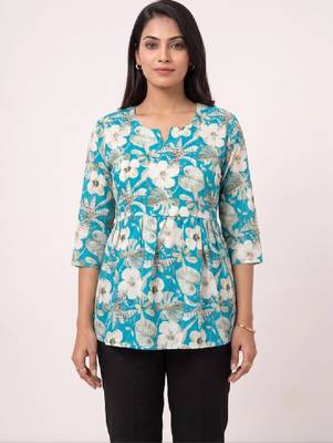 Women floral printed floral kurta 2