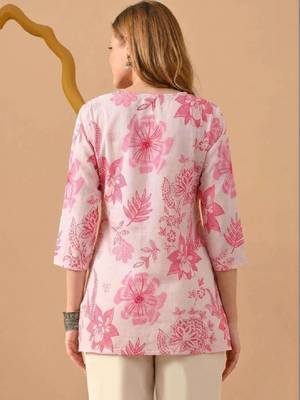 Women floral printed floral kurta 2