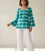 Women checked bell sleeves kurta