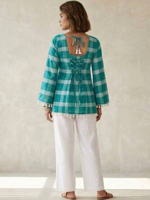 Women checked bell sleeves kurta 3