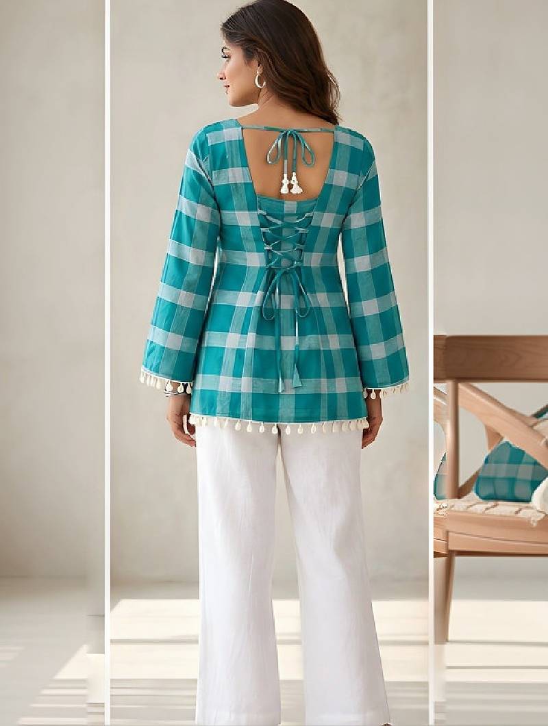 Women checked flared sleeves kurta