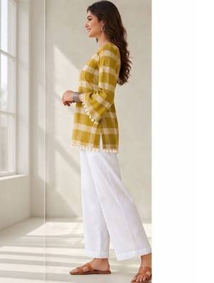 Women checked flared sleeves kurta 2