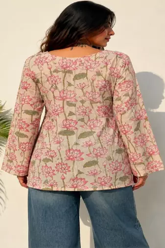 Women floral printed flared sleeves floral kurta
