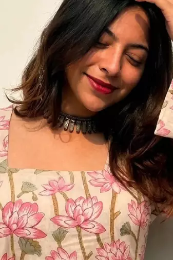Women floral printed flared sleeves floral kurta