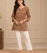 Women floral printed indie prints kurta