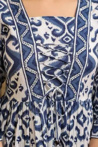 Women ethnic motifs printed indie prints kurta