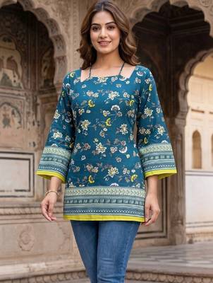 Women floral printed floral kurta 1
