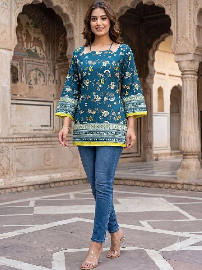 Women floral printed floral kurta