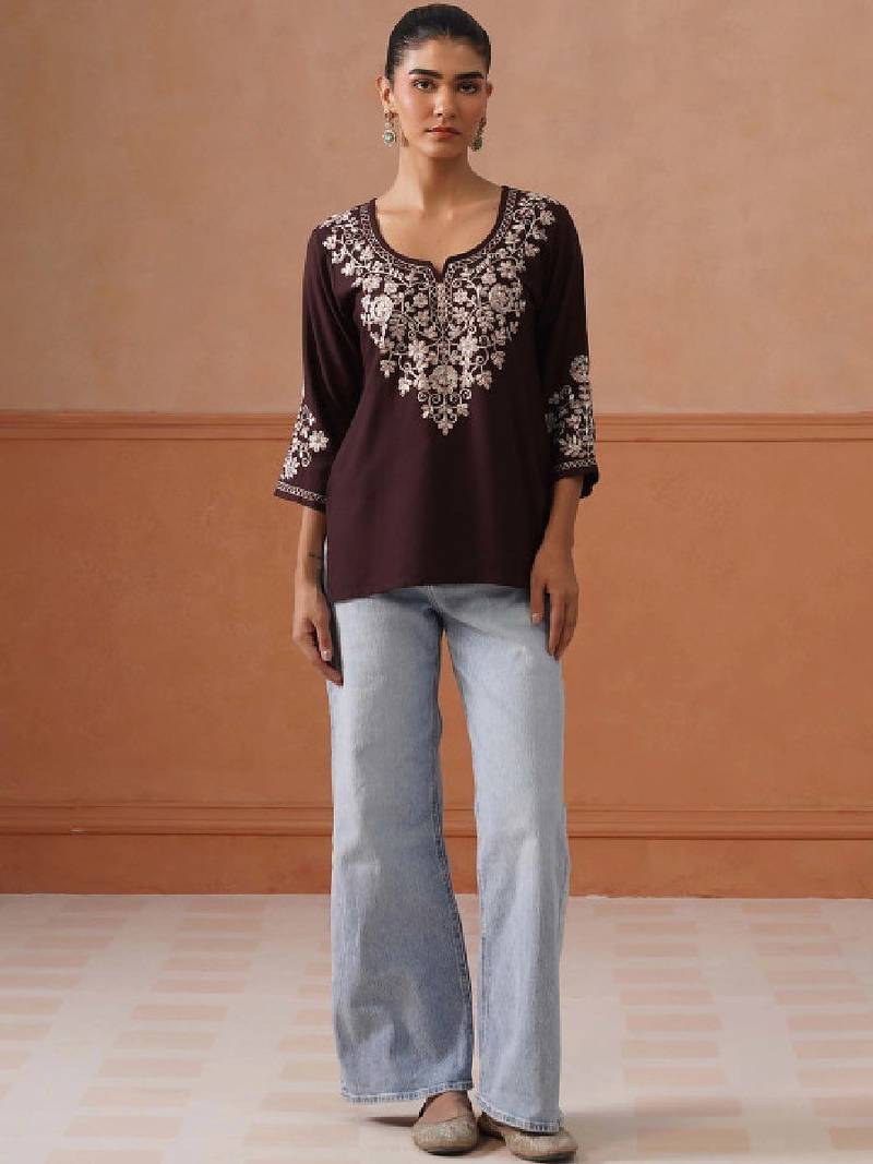 Women embroidered thread work kurta
