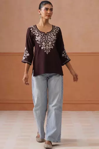 Women embroidered thread work kurta