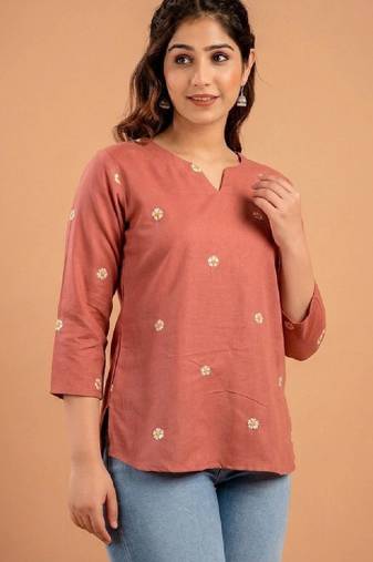 Women floral embroidered thread work floral kurta