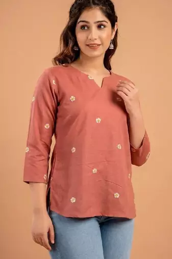 Women floral embroidered thread work floral kurta