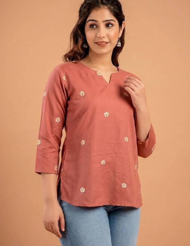 Women floral embroidered thread work floral kurta