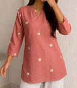 Women floral embroidered floral kurta