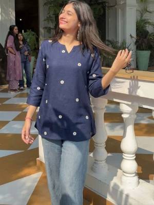 Women floral printed floral kurta 1
