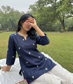 Women floral embroidered floral kurta