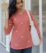 Women floral embroidered floral kurta