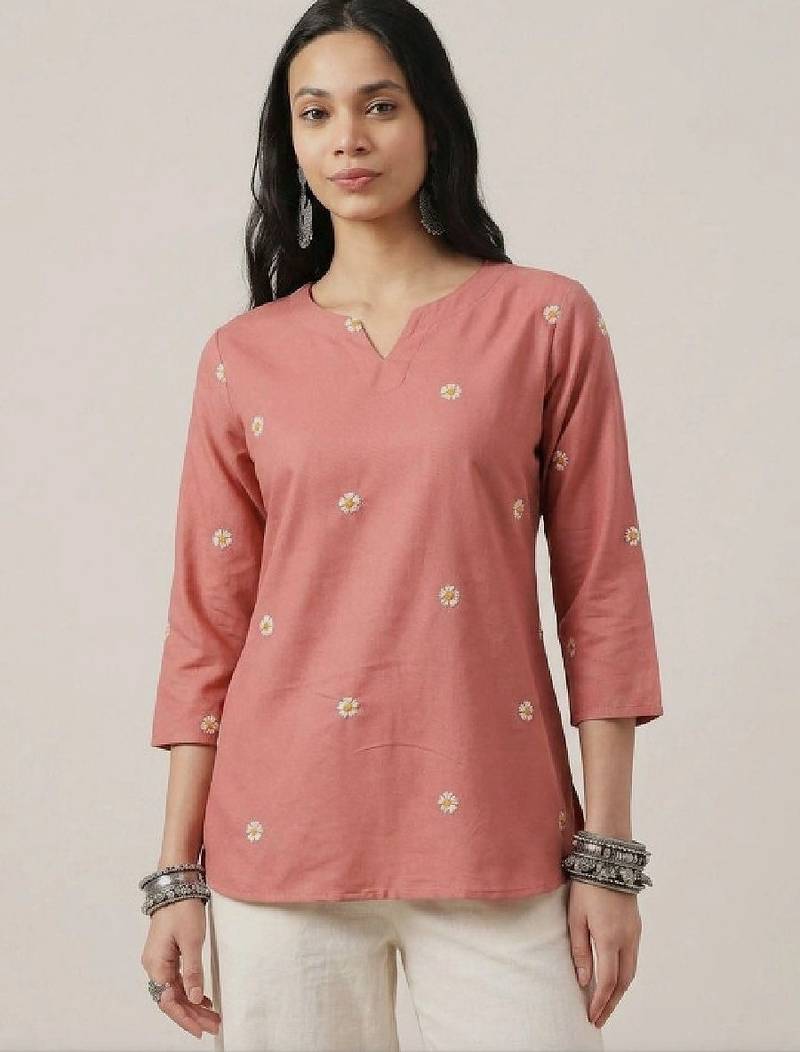 Women floral embroidered floral kurta