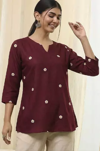 Women floral embroidered thread work floral kurta