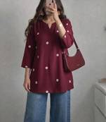 Women floral embroidered thread work kurta