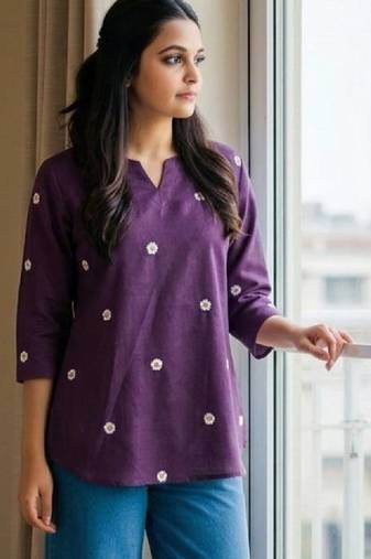 Women floral printed floral kurta
