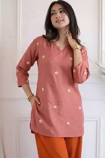 Women floral embroidered thread work floral kurta