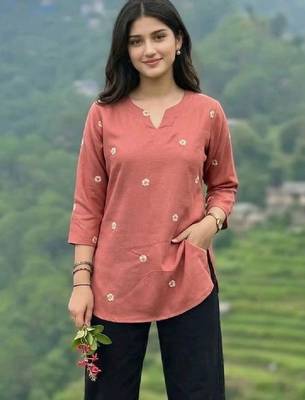 Women floral embroidered thread work floral kurta 1