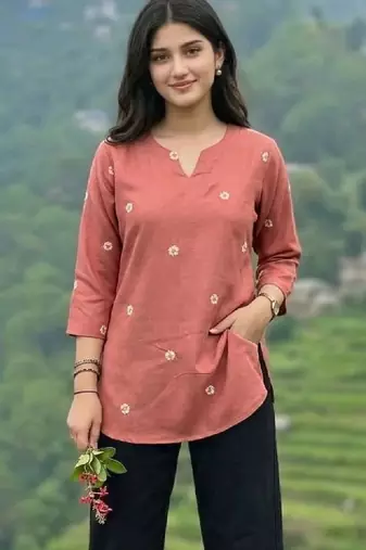 Women floral embroidered thread work floral kurta