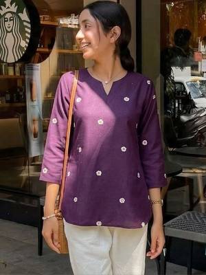 Women floral printed kurta 1