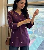 Women floral embroidered thread work floral kurta