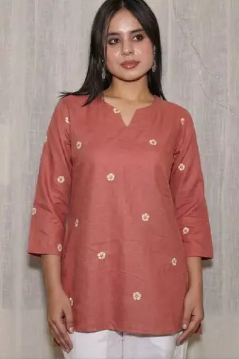 Women floral embroidered thread work floral kurta